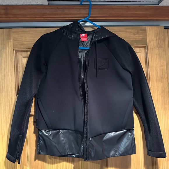NIKE | Never Worn Women’s Mixed Material Jacket - Picture 2 of 8